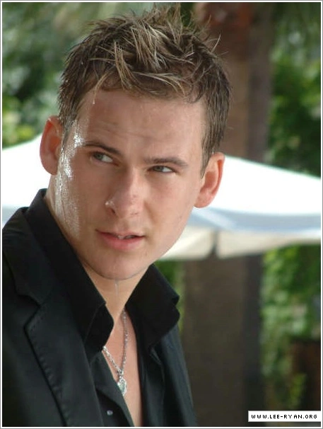 Lee Ryan - lee ryan (1).jpg